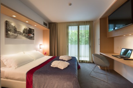 Fotografo di hotel, resort, servizi fotografici d' interni, ristoranti e hotels.