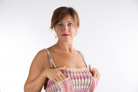 Modella,moda,abbigliamento,scarpe,taglia,44,grandi,taglie,moda